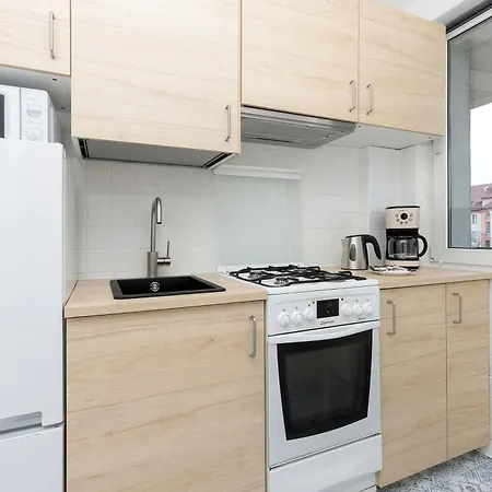 Apartment Bright For 5 In Center By Renters Gdynia