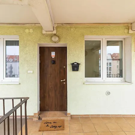 Apartment Bright For 5 In Center By Renters Gdynia